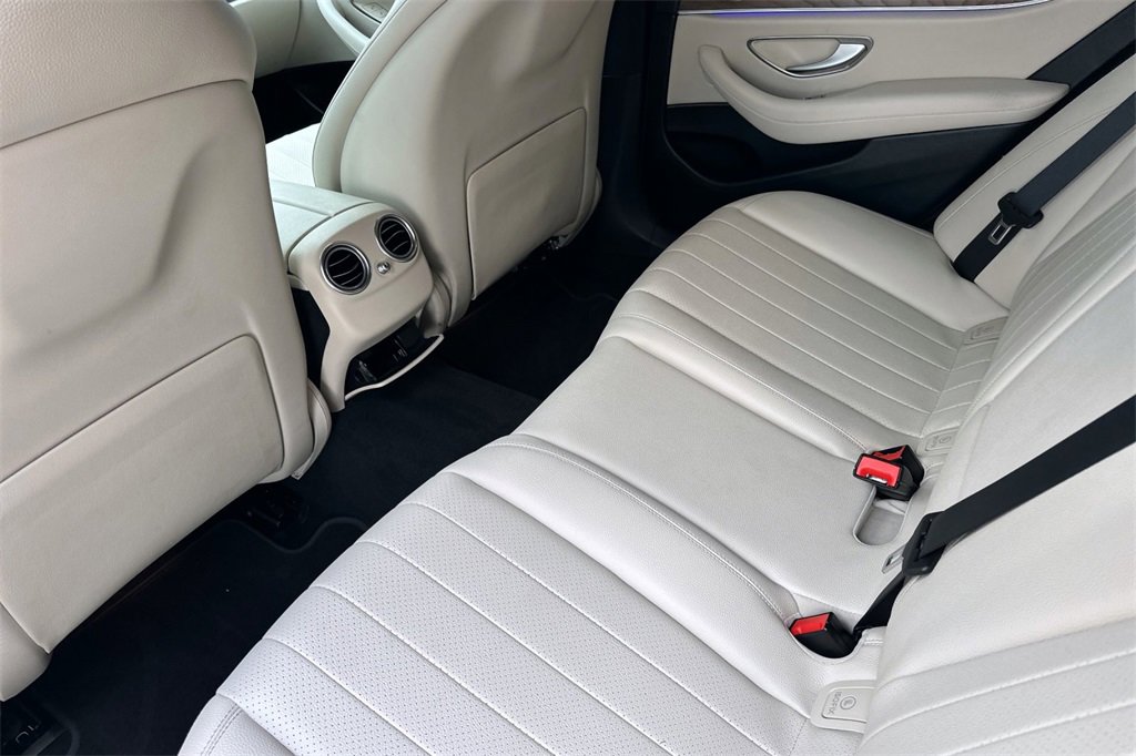 Used 2021 Mercedes-Benz E 350 Sedan image 14