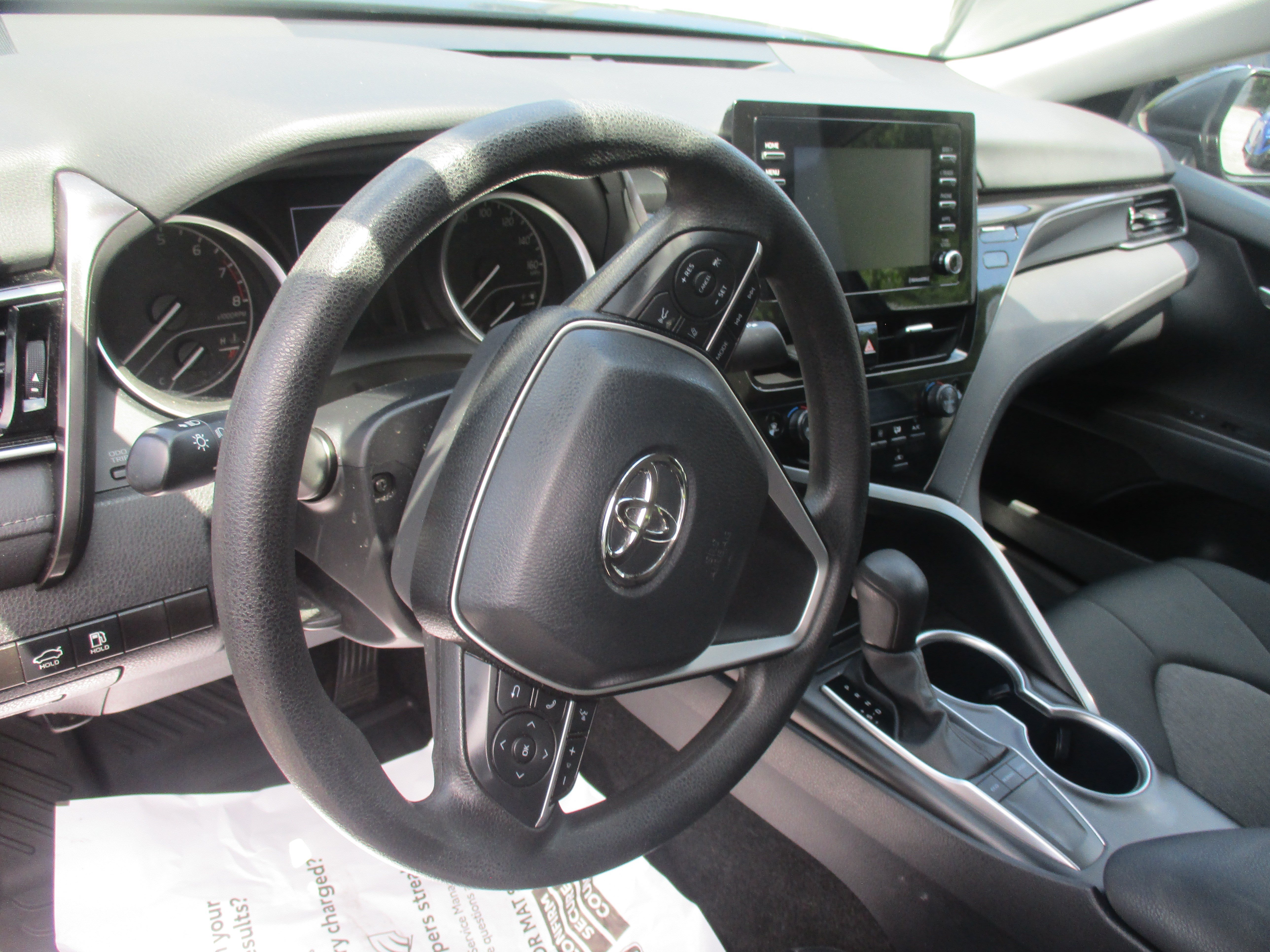 Used 2024 Toyota Camry LE FWD image 16