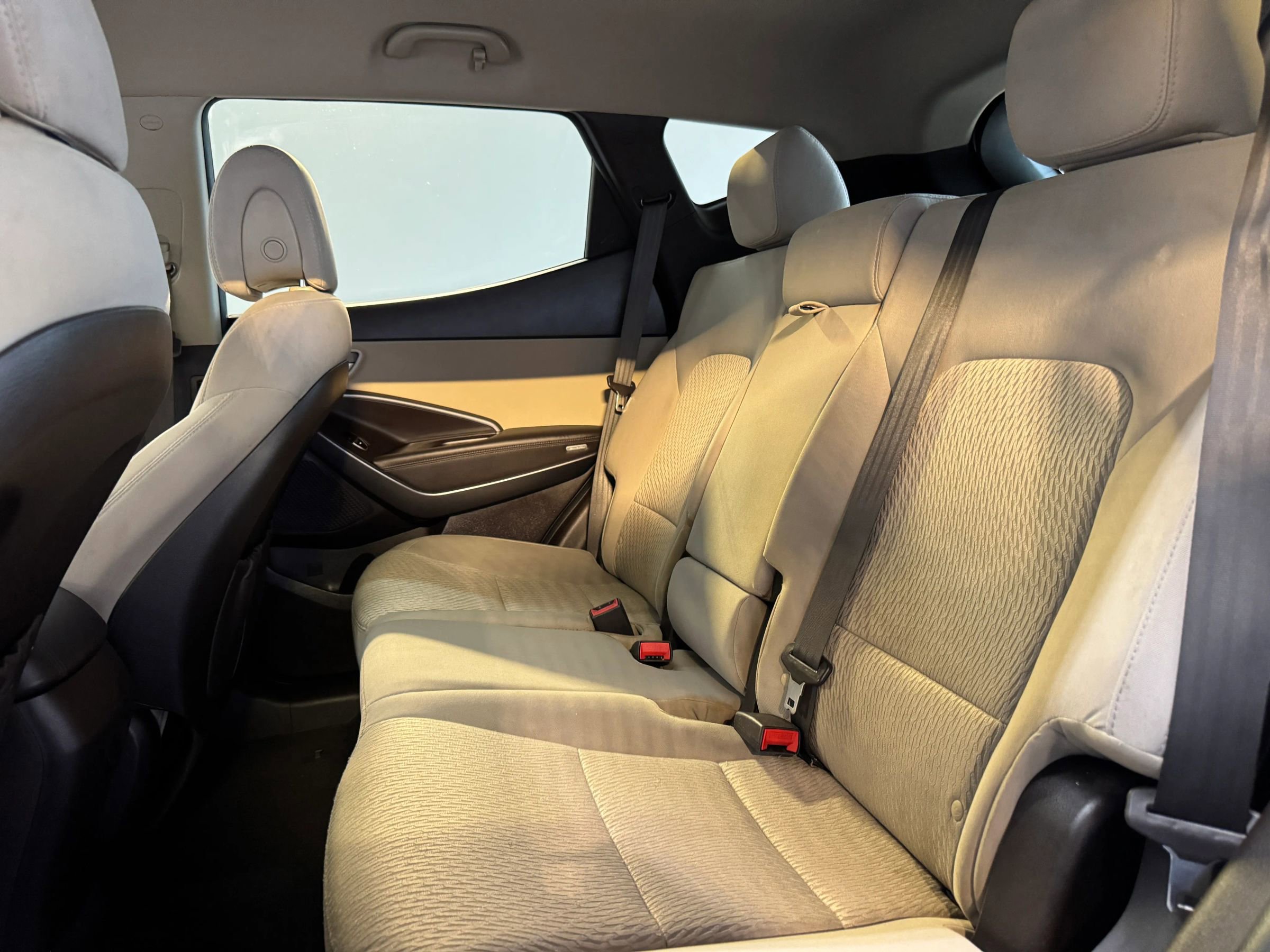 Used 2017 Hyundai Santa Fe Sport image 23