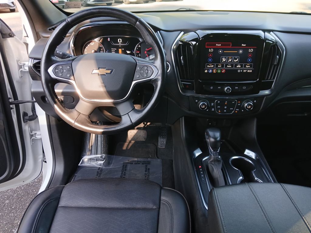 Used 2022 Chevrolet Traverse High Country image 13