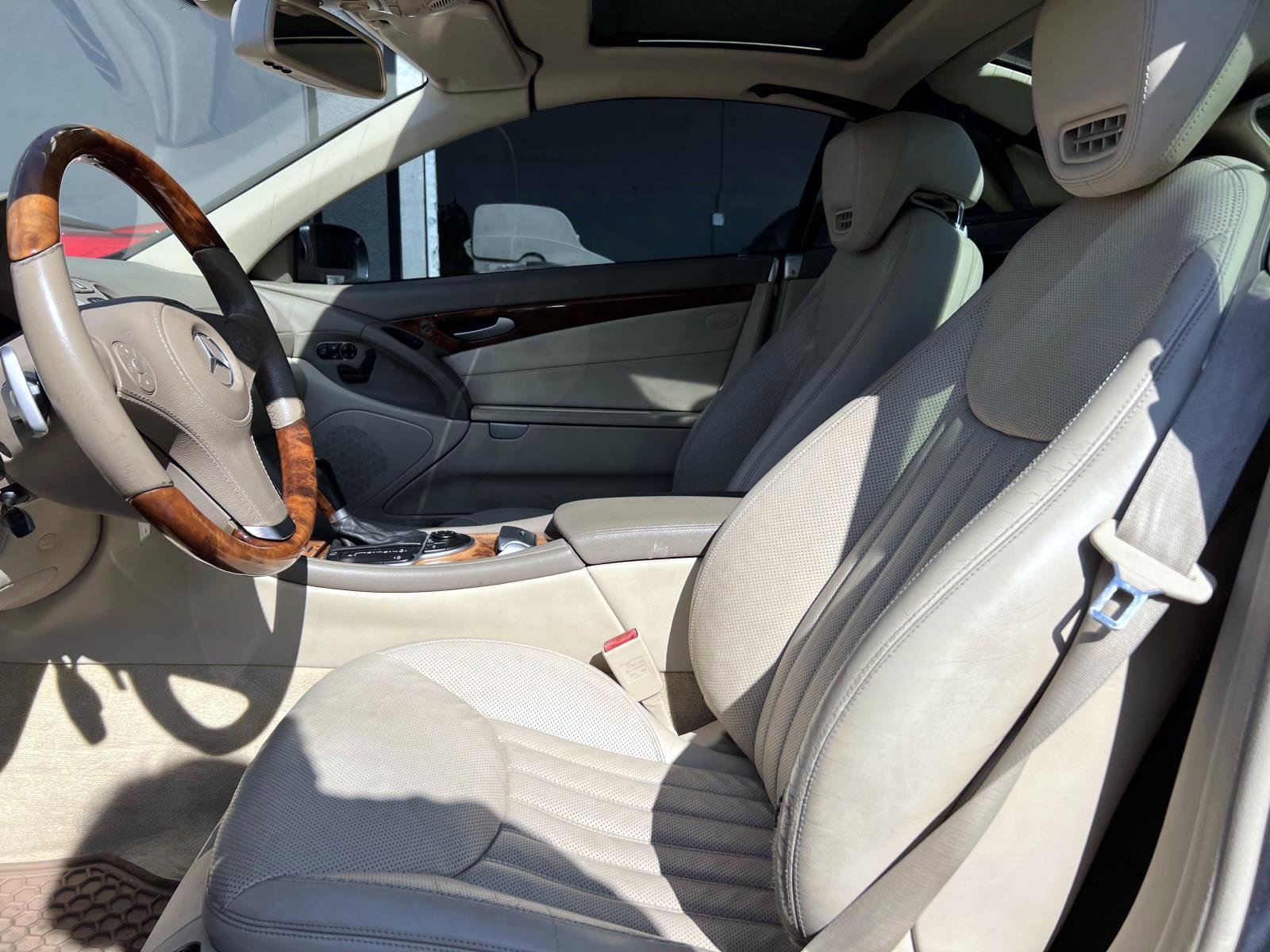 Used 2009 Mercedes-Benz SL 550 image 17