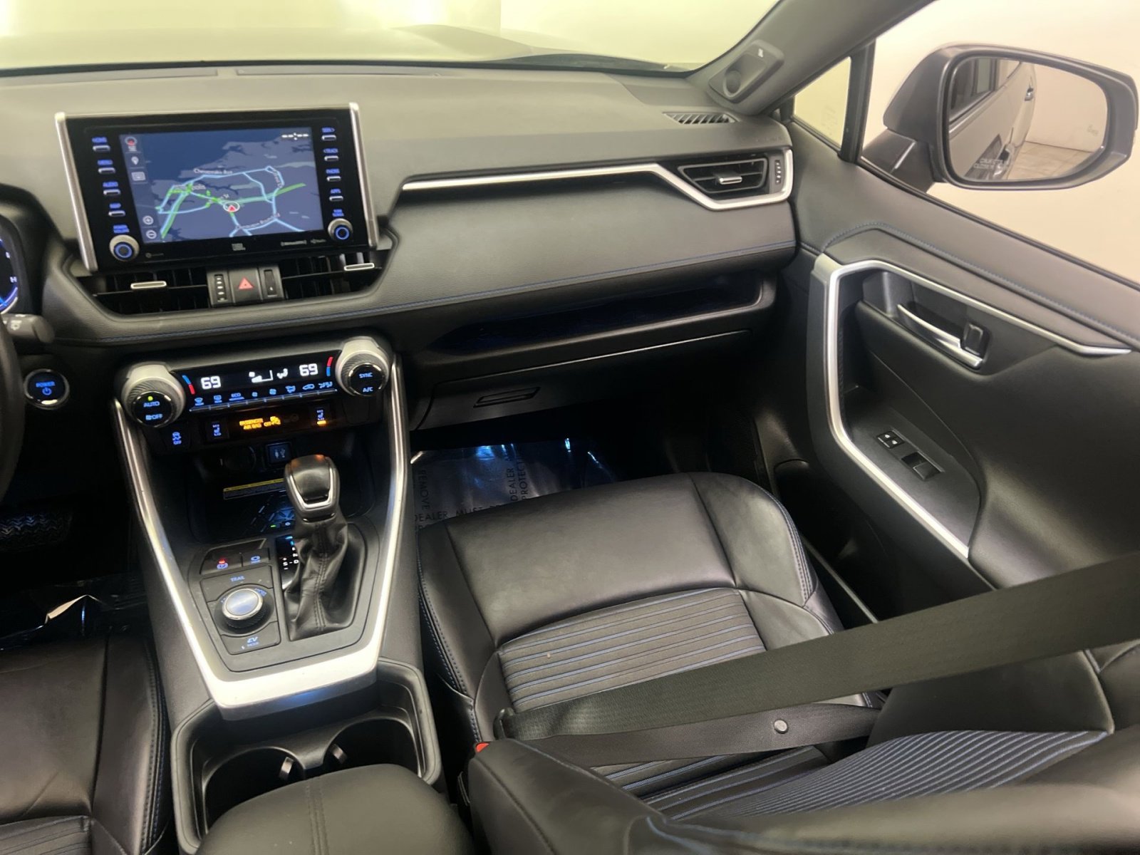 Used 2019 Toyota RAV4 XSE image 29