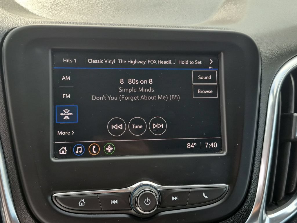 Used 2022 Chevrolet Equinox LT FWD image 16