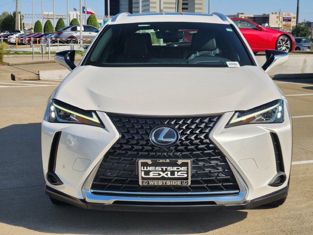 Used 2021 Lexus UX 200 w/ Premium Package FWD image 2