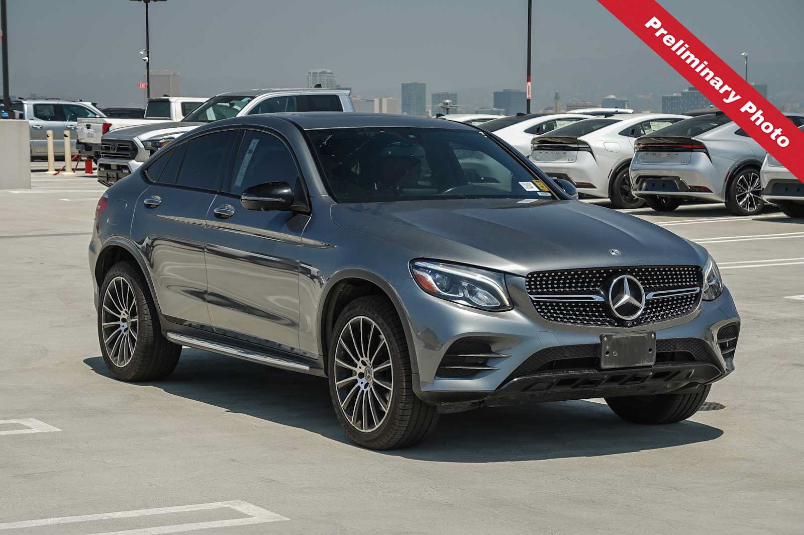 Used 2018 Mercedes-Benz GLC 300 4MATIC Coupe image 3