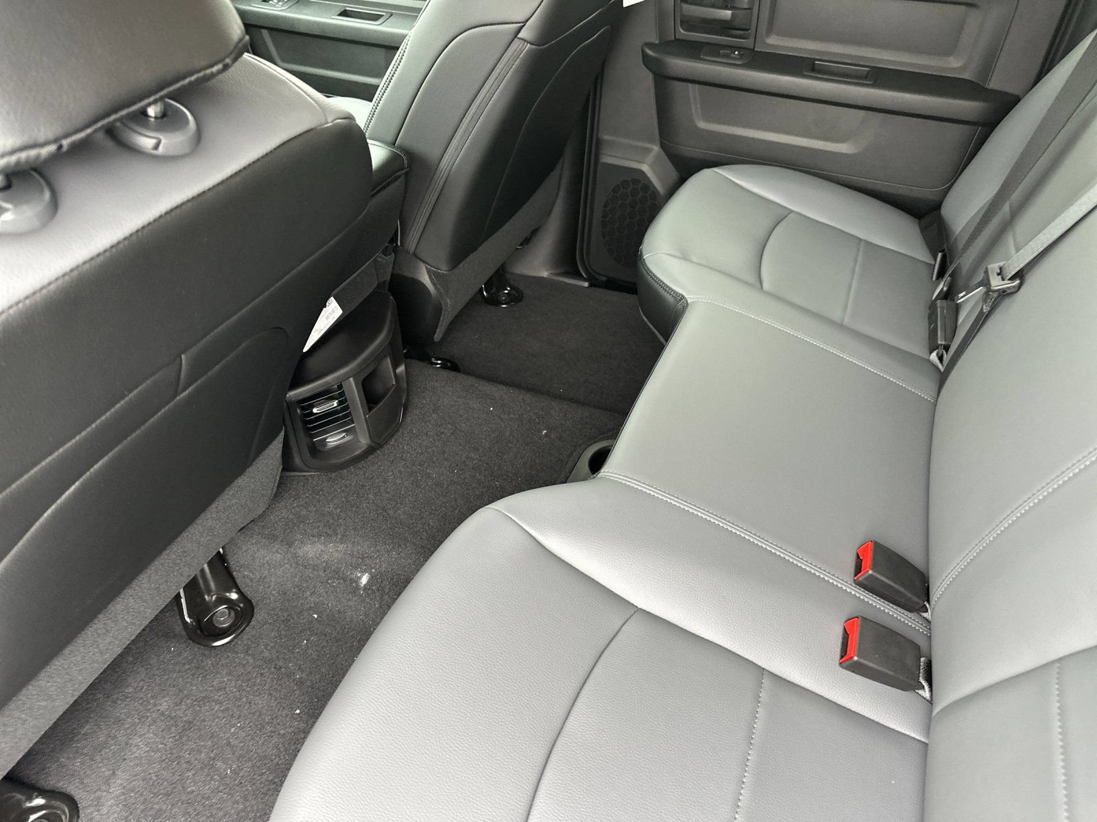 New 2026 RAM 2500 Tradesman AWD/4WD image 12
