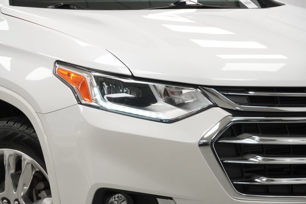 Used 2019 Chevrolet Traverse High Country w/ LPO, Floor Liner Package AWD/4WD image 35