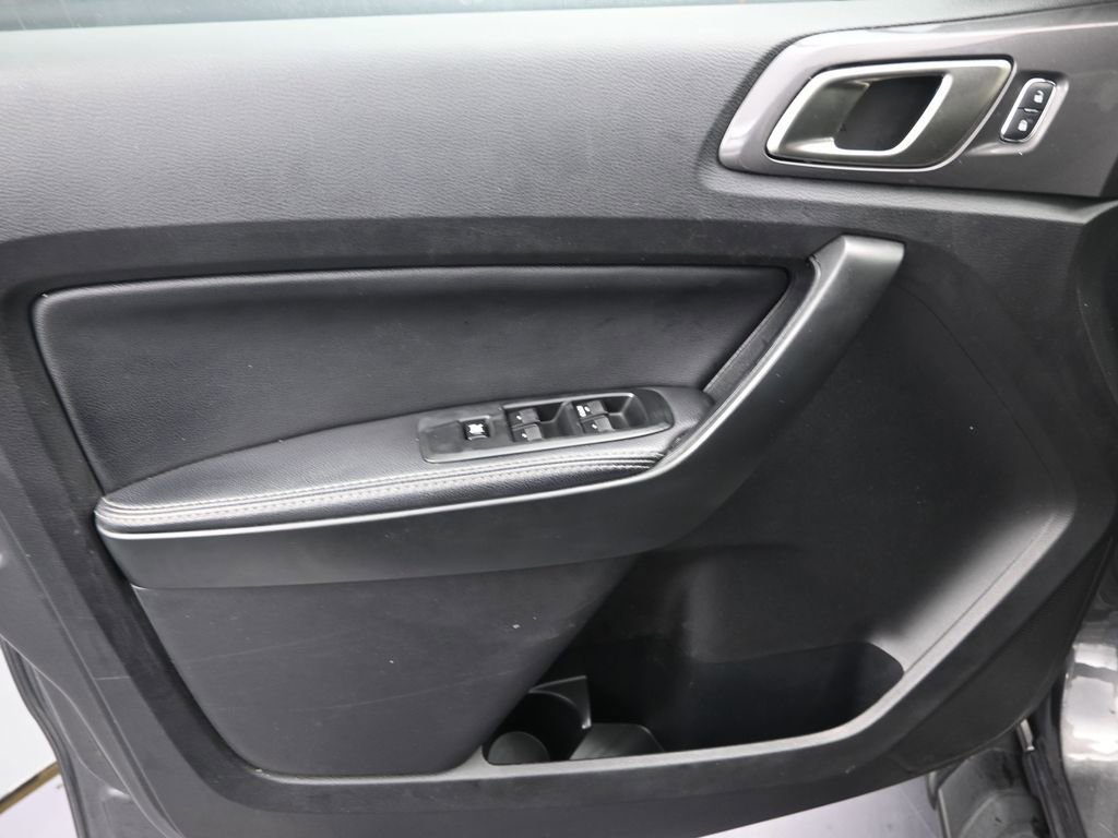 Used 2020 Ford Ranger Lariat w/ Equipment Group 501A Mid image 13