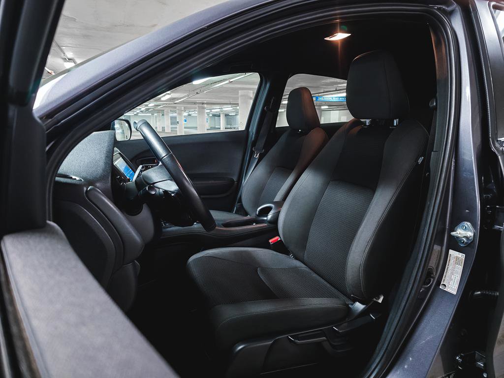 Used 2022 Honda HR-V Sport image 17