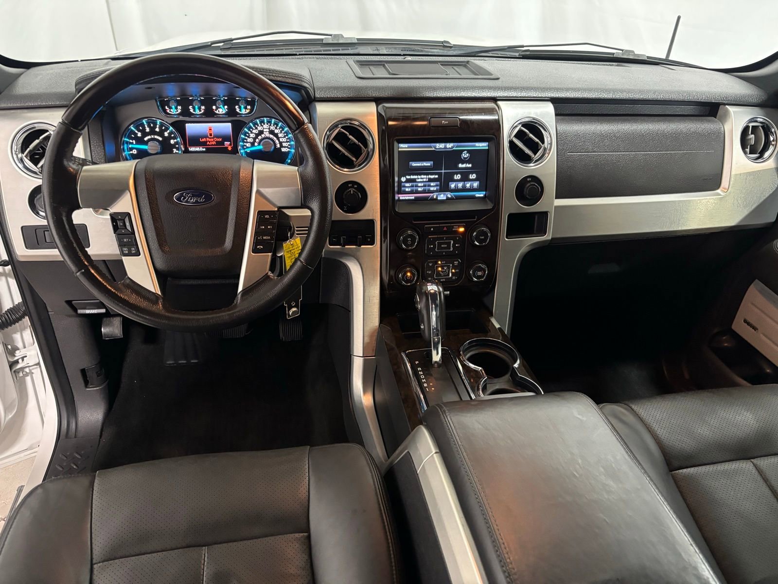 Used 2013 Ford F150 Platinum image 19