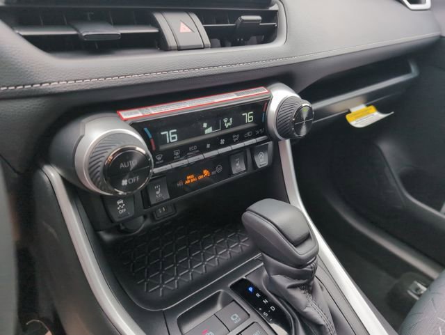 New 2025 Toyota RAV4 XLE w/ Convenience Package image 22