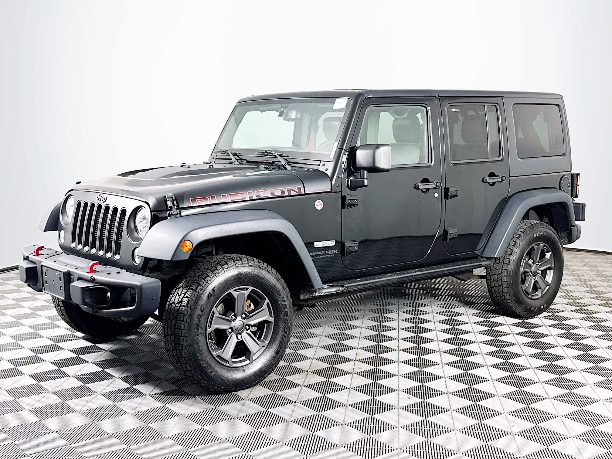 Used 2018 Jeep Wrangler Unlimited Rubicon w/ Connectivity Group image 4