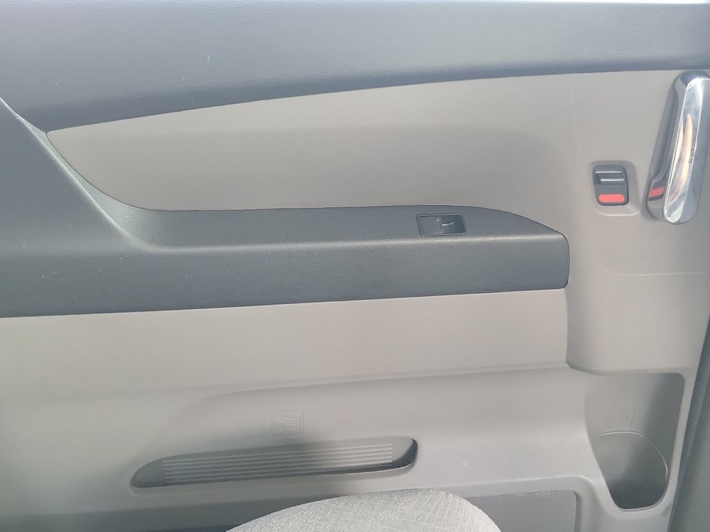 Used 2014 Honda Odyssey LX image 16