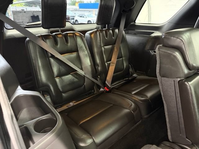 Used 2015 Ford Explorer Limited w/ Equipment Group 302A AWD/4WD image 30