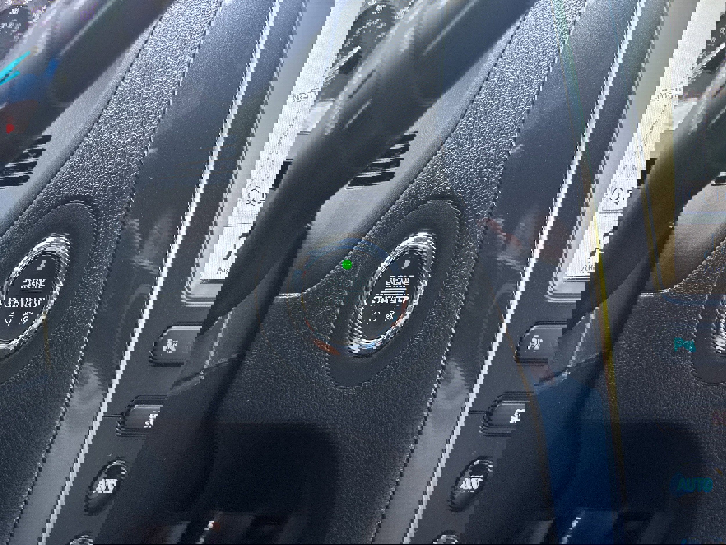 Used 2019 Ford Explorer Sport image 23