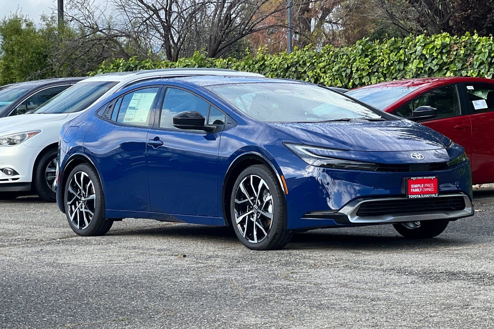 New 2026 Toyota Prius Plug-In Hybrid FWD image 10