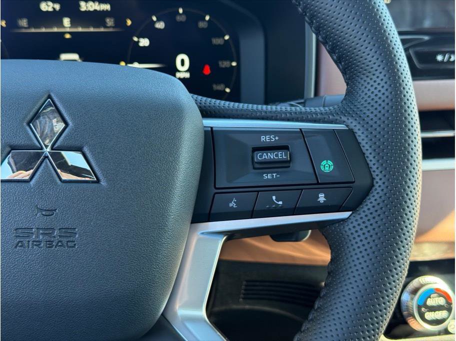 New 2026 Mitsubishi Outlander SEL Black Edition image 15