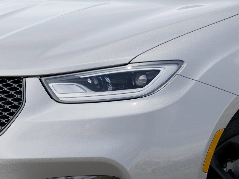 New 2026 Chrysler Pacifica Select w/ S Appearance Package FWD image 13