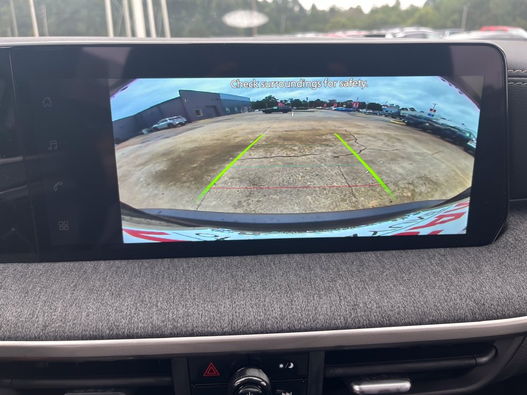 New 2027 Nissan Kicks SV AWD/4WD image 21