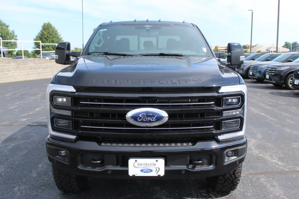 New 2026 Ford F350 Platinum w/ Tremor Off-Road Package AWD/4WD image 8