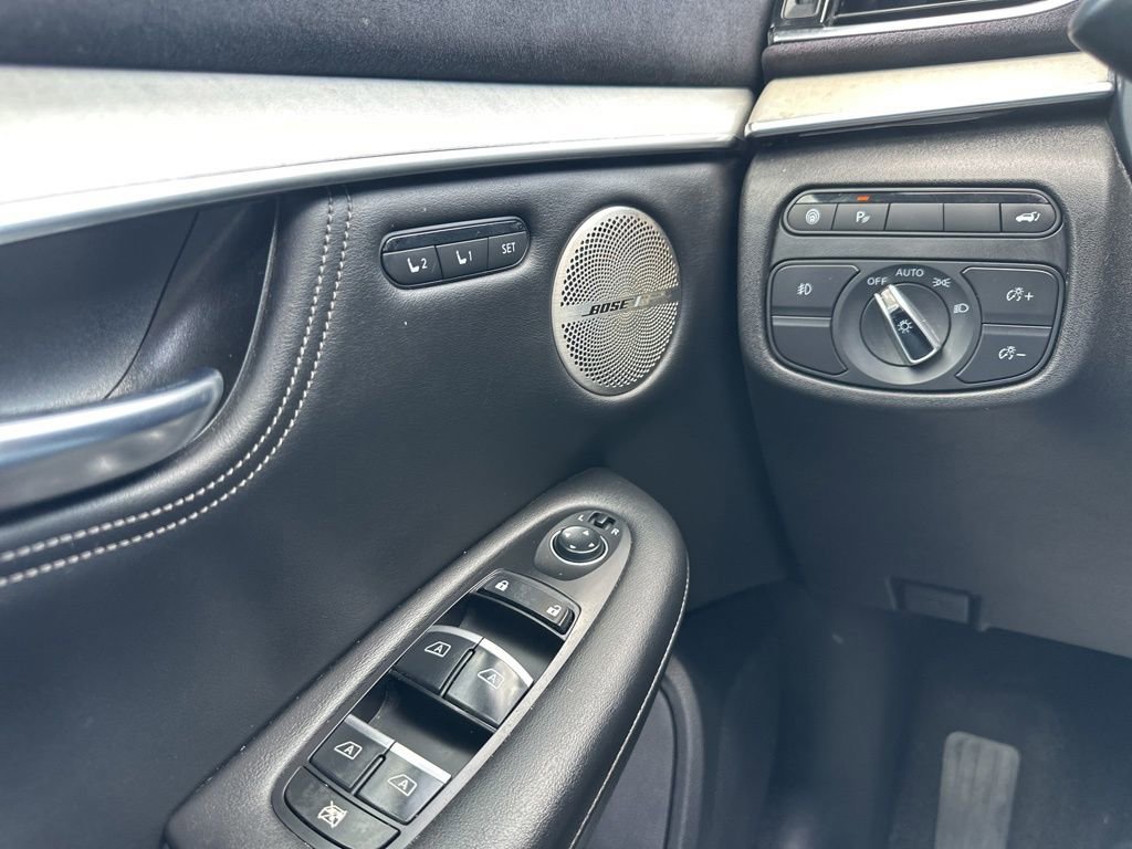 Used 2019 INFINITI QX50 Essential w/ Sensory Package image 42