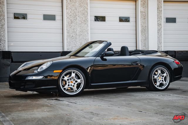 Used 2005 Porsche 911 Carrera image 32