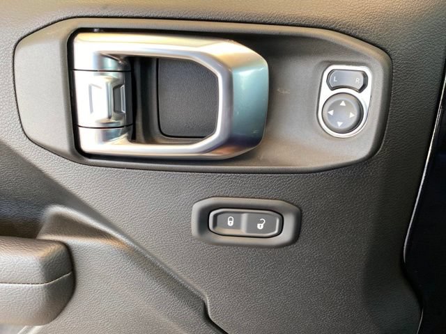 New 2023 Jeep Gladiator Sport AWD/4WD image 15