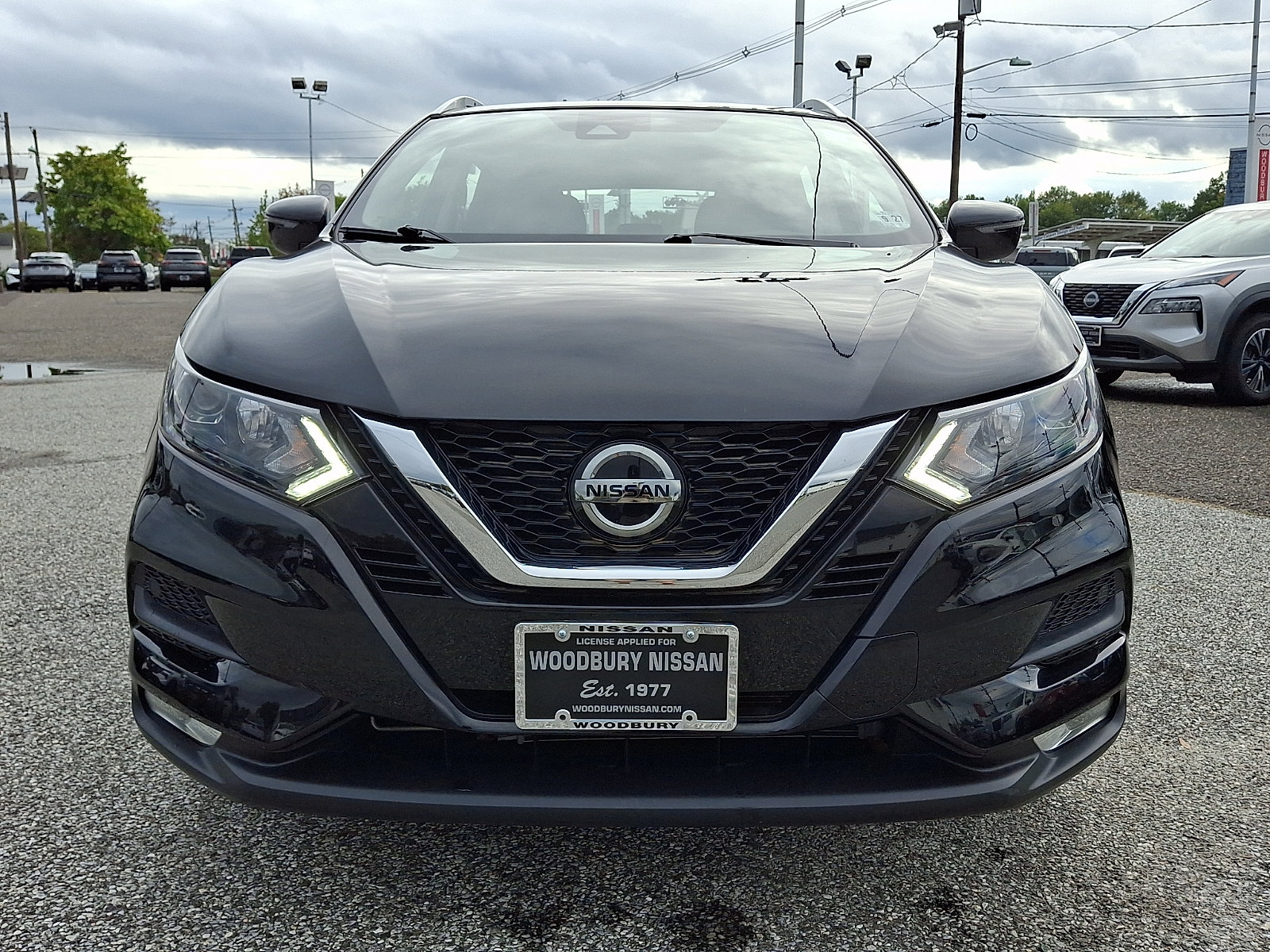 Certified 2022 Nissan Rogue Sport SV AWD/4WD image 2