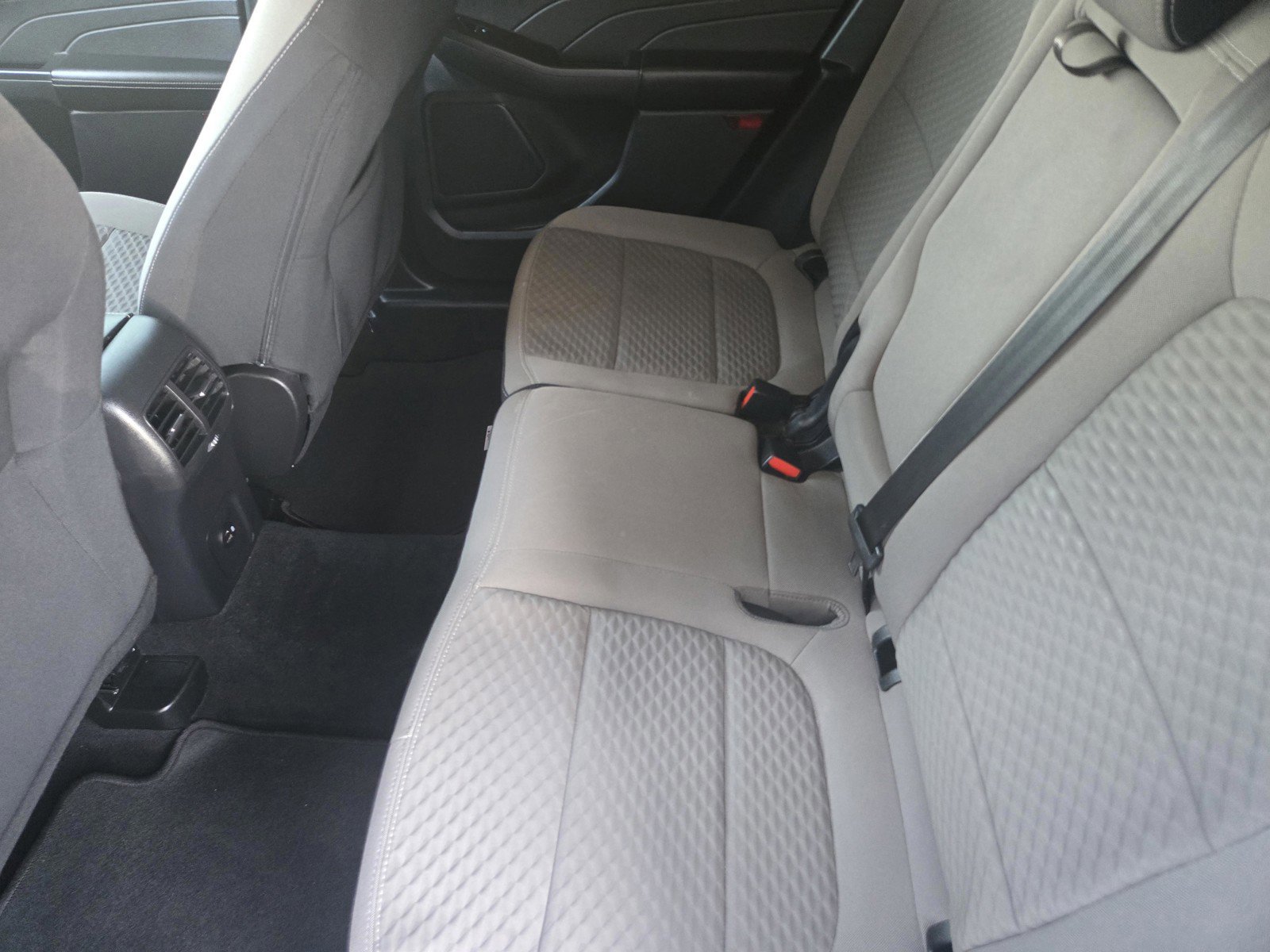 Used 2022 Ford Escape SE w/ SE Sport Appearance Package FWD image 5