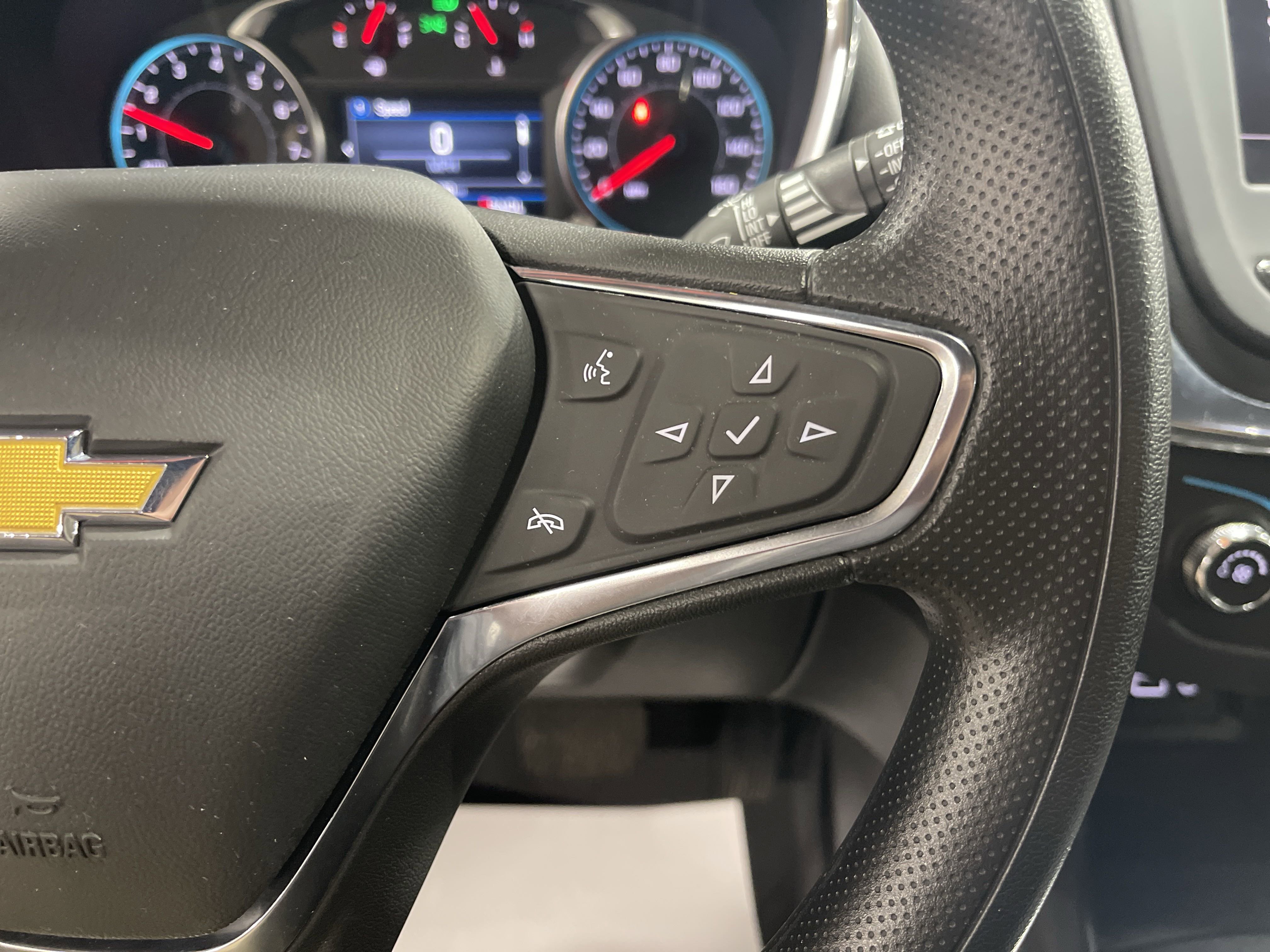 Used 2023 Chevrolet Equinox LT w/ LPO, Floor Liner Package image 19