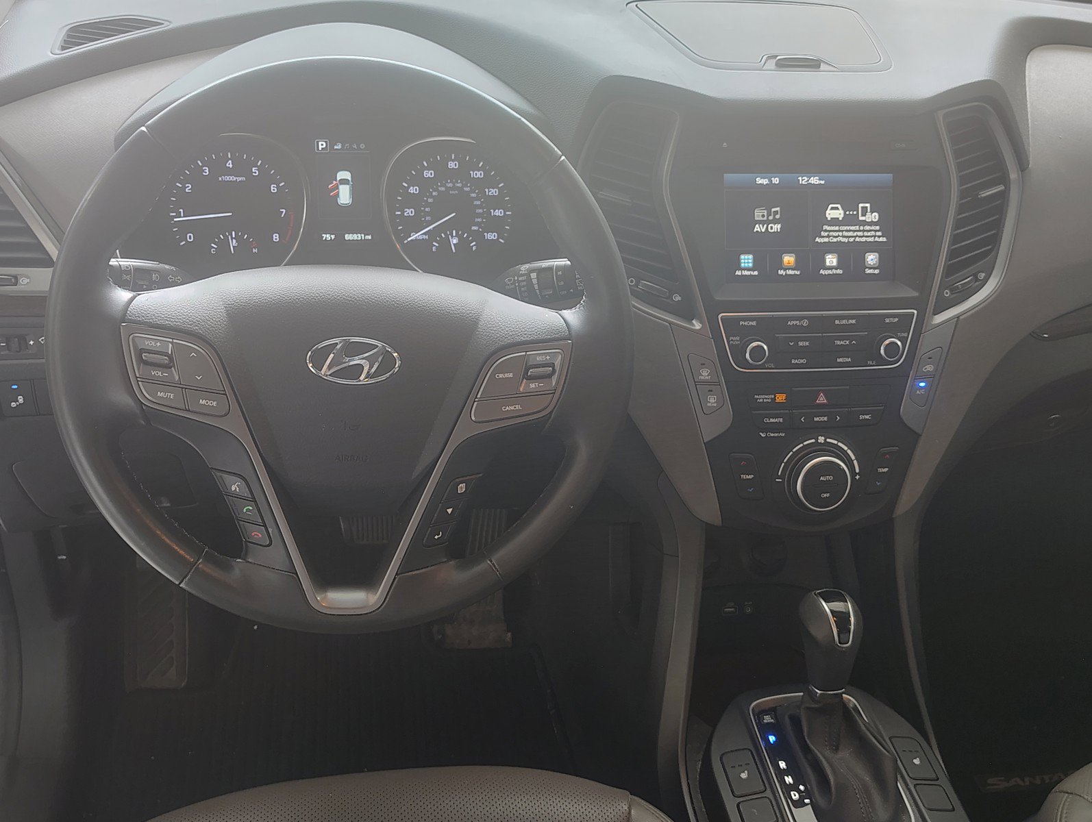 Used 2017 Hyundai Santa Fe Sport FWD image 21