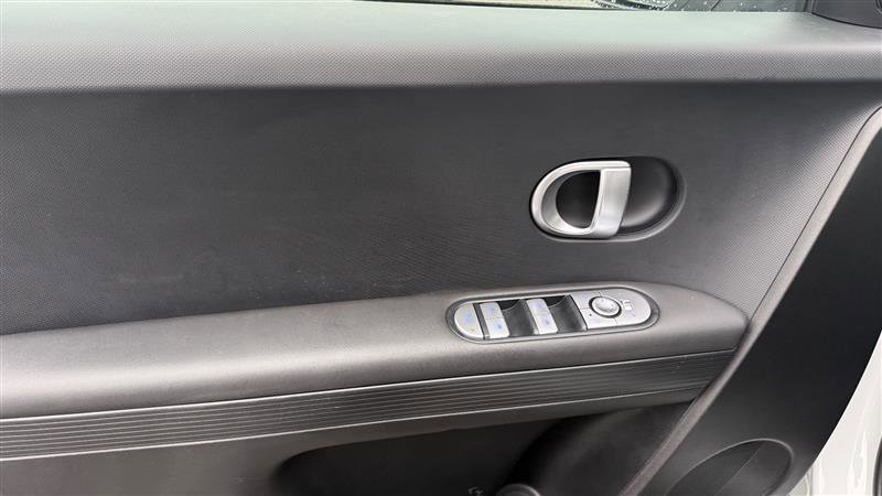 Used 2024 Hyundai Ioniq 5 SEL image 13