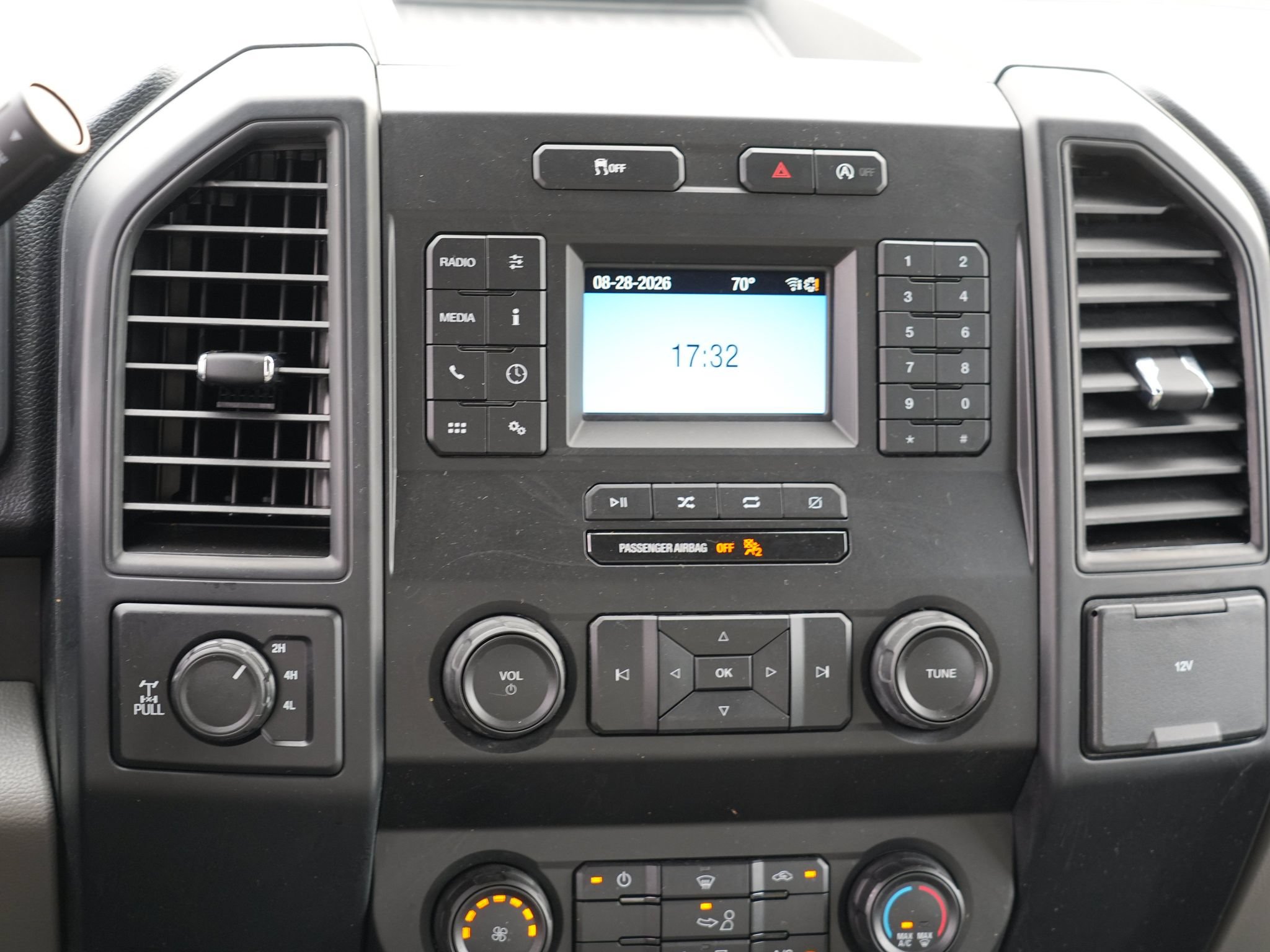 Used 2020 Ford F150 XL w/ XL Power Equipment Group AWD/4WD image 23