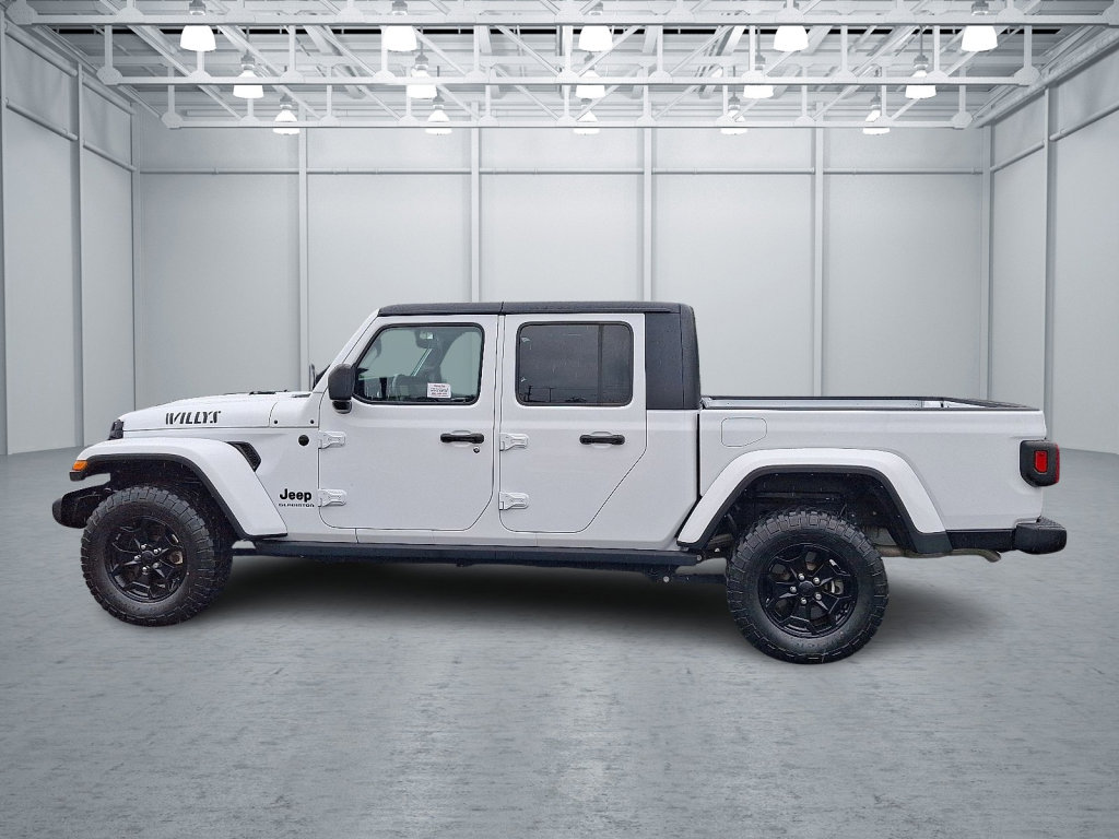 Certified 2022 Jeep Gladiator Willys image 2