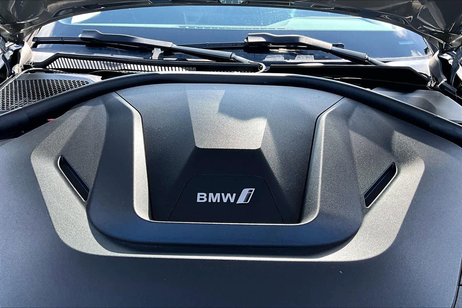 Used 2024 BMW i4 eDrive35 w/ Convenience Package RWD image 31