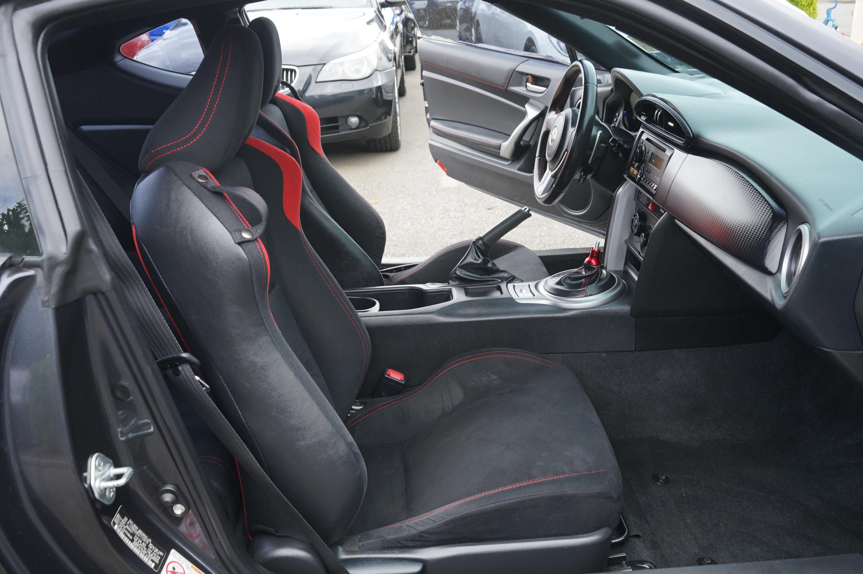Used 2013 Scion FR-S RWD image 17