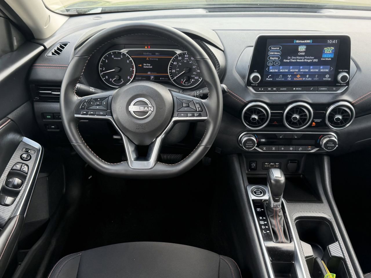 Used 2025 Nissan Sentra SR FWD image 9