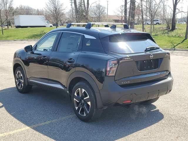 New 2026 Nissan Kicks SV w/ SV Premium Package AWD/4WD image 3