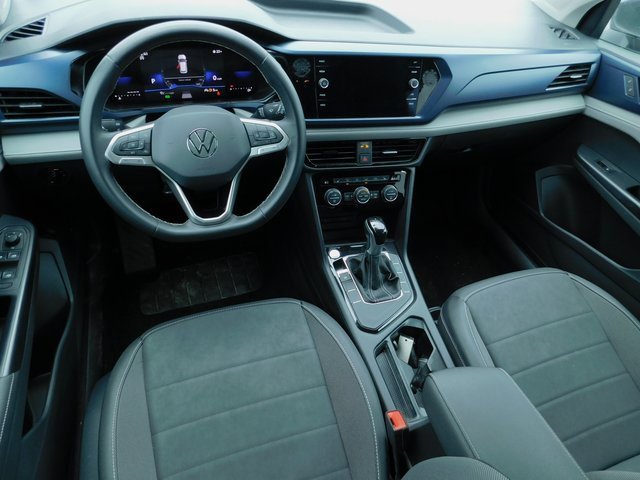 Used 2024 Volkswagen Taos SE image 22