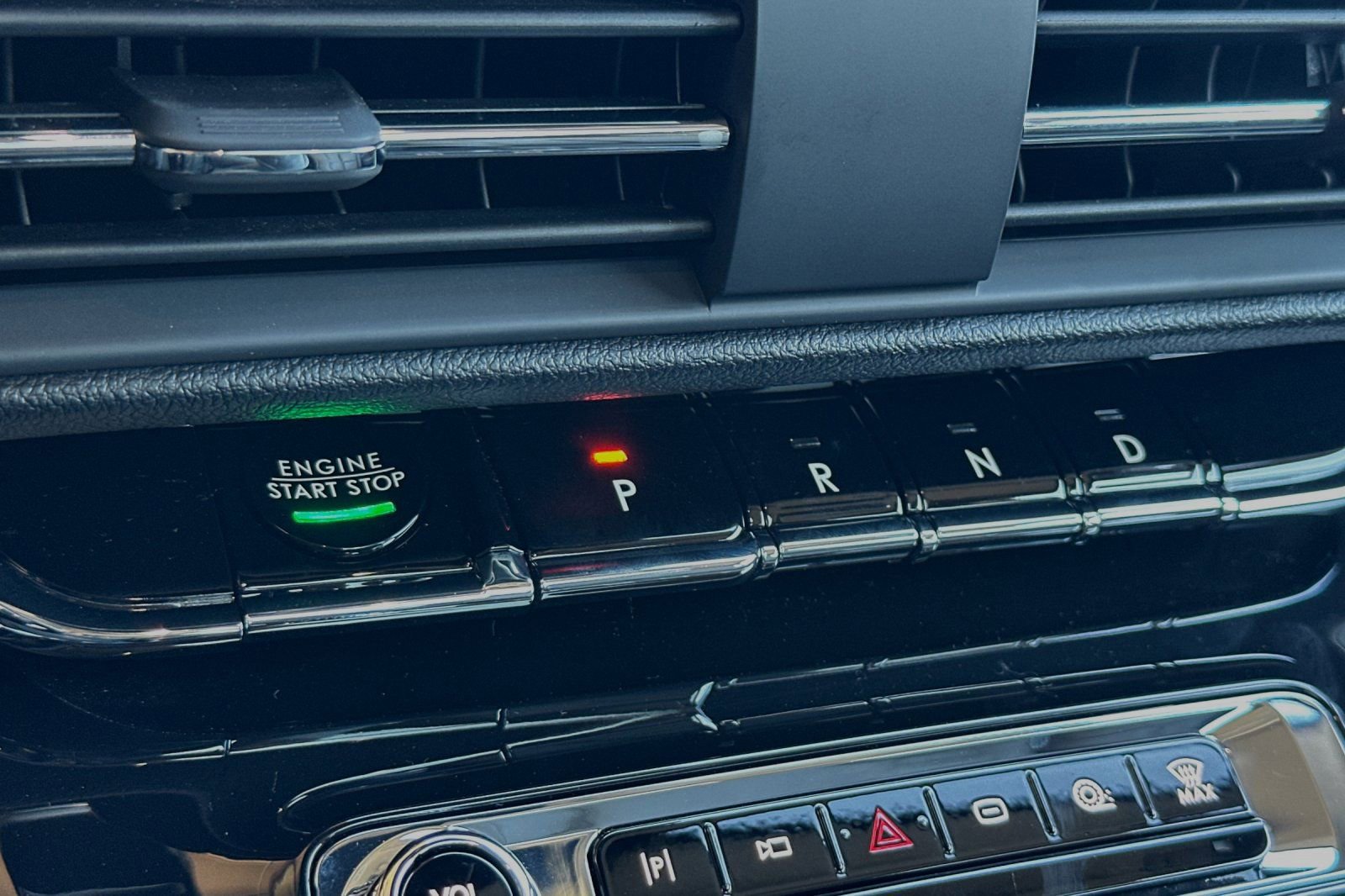 New 2024 Lincoln Corsair Grand Touring w/ Equipment Group 302A image 17