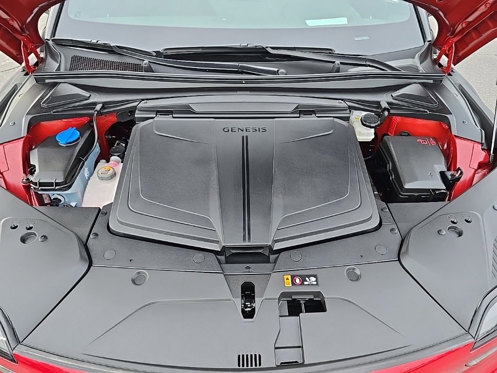 Used 2025 Genesis GV60 Performance image 40