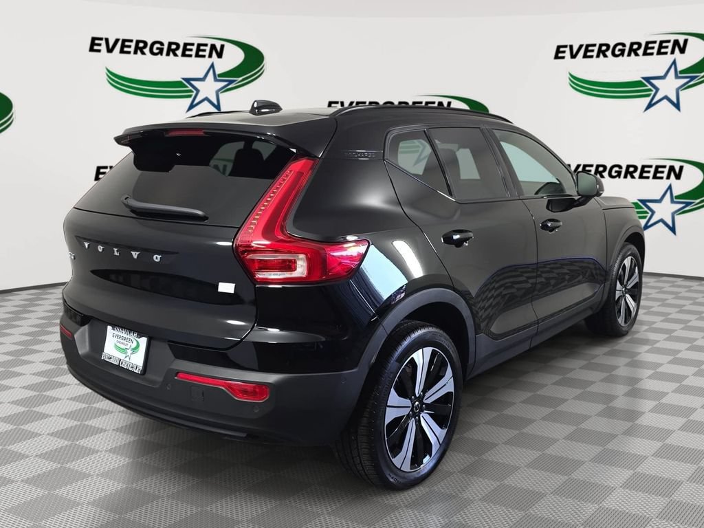 Used 2023 Volvo XC40 Recharge Plus w/ Protection Package Premier AWD/4WD image 5
