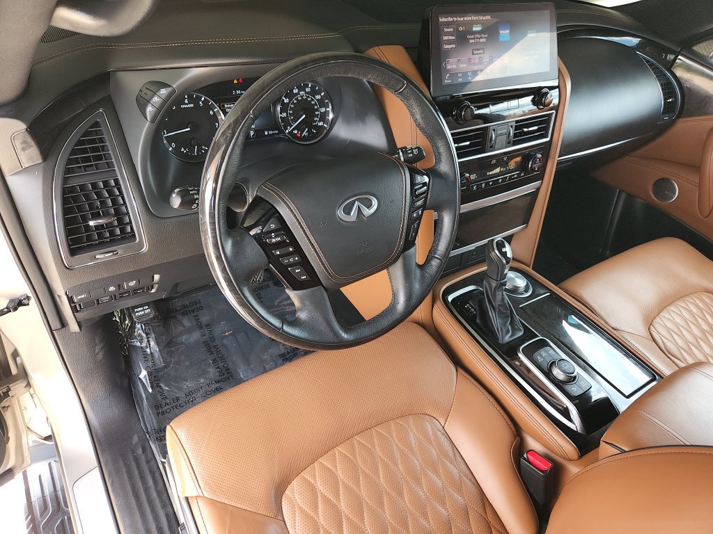 Used 2024 INFINITI QX80 Sensory AWD/4WD image 12