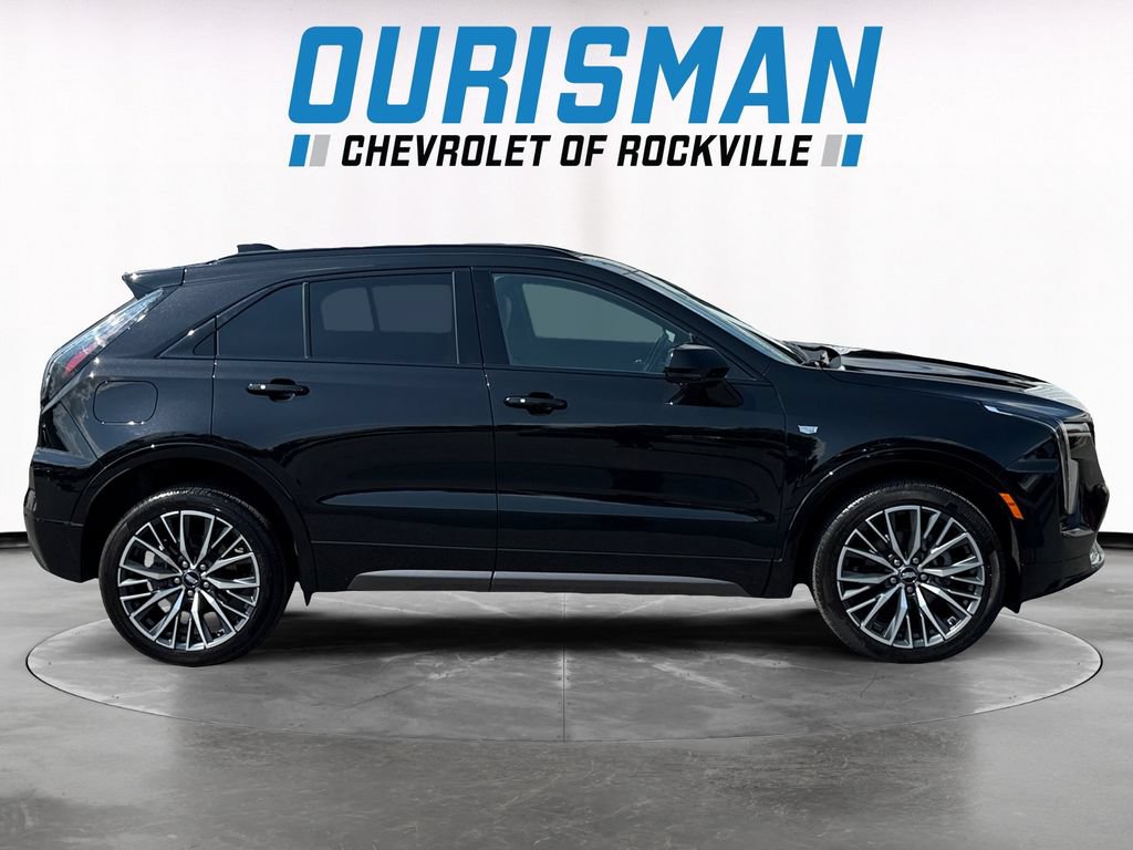Used 2024 Cadillac XT4 Sport AWD/4WD image 7