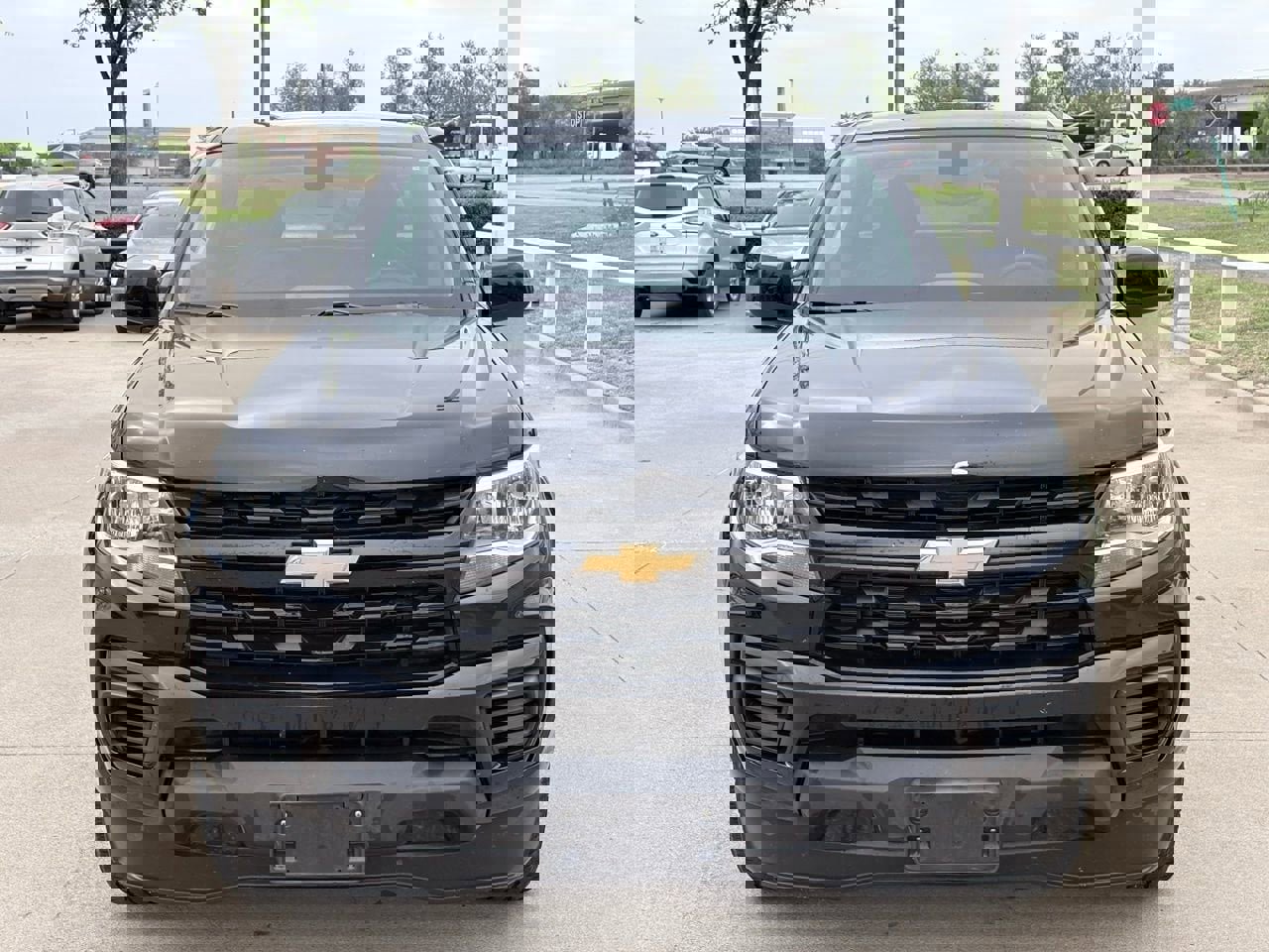 Used 2021 Chevrolet Colorado W/T w/ Custom Special Edition image 2