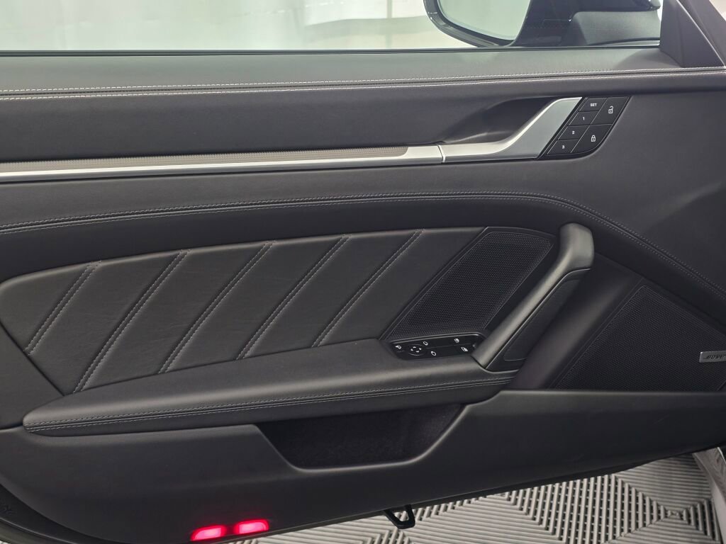 Certified 2023 Porsche 911 Turbo AWD/4WD image 32