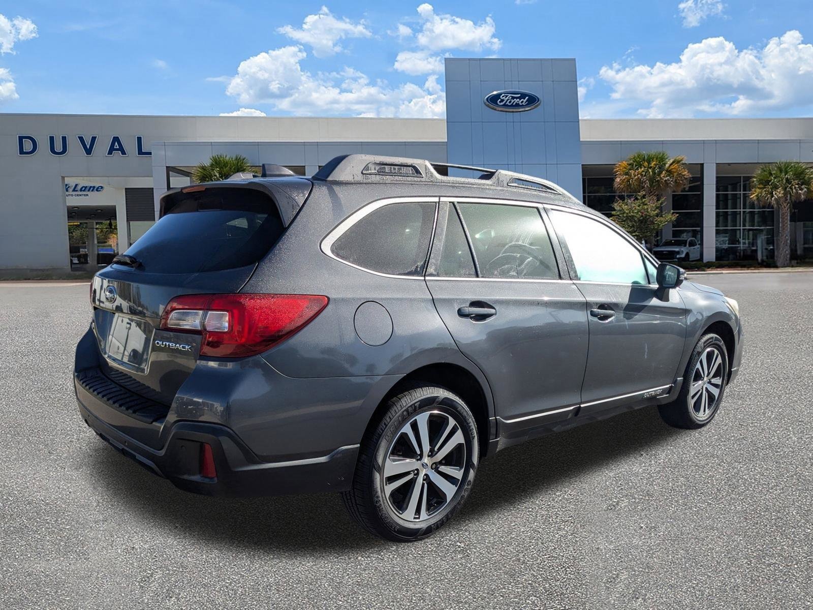 Used 2018 Subaru Outback 2.5i Limited image 4