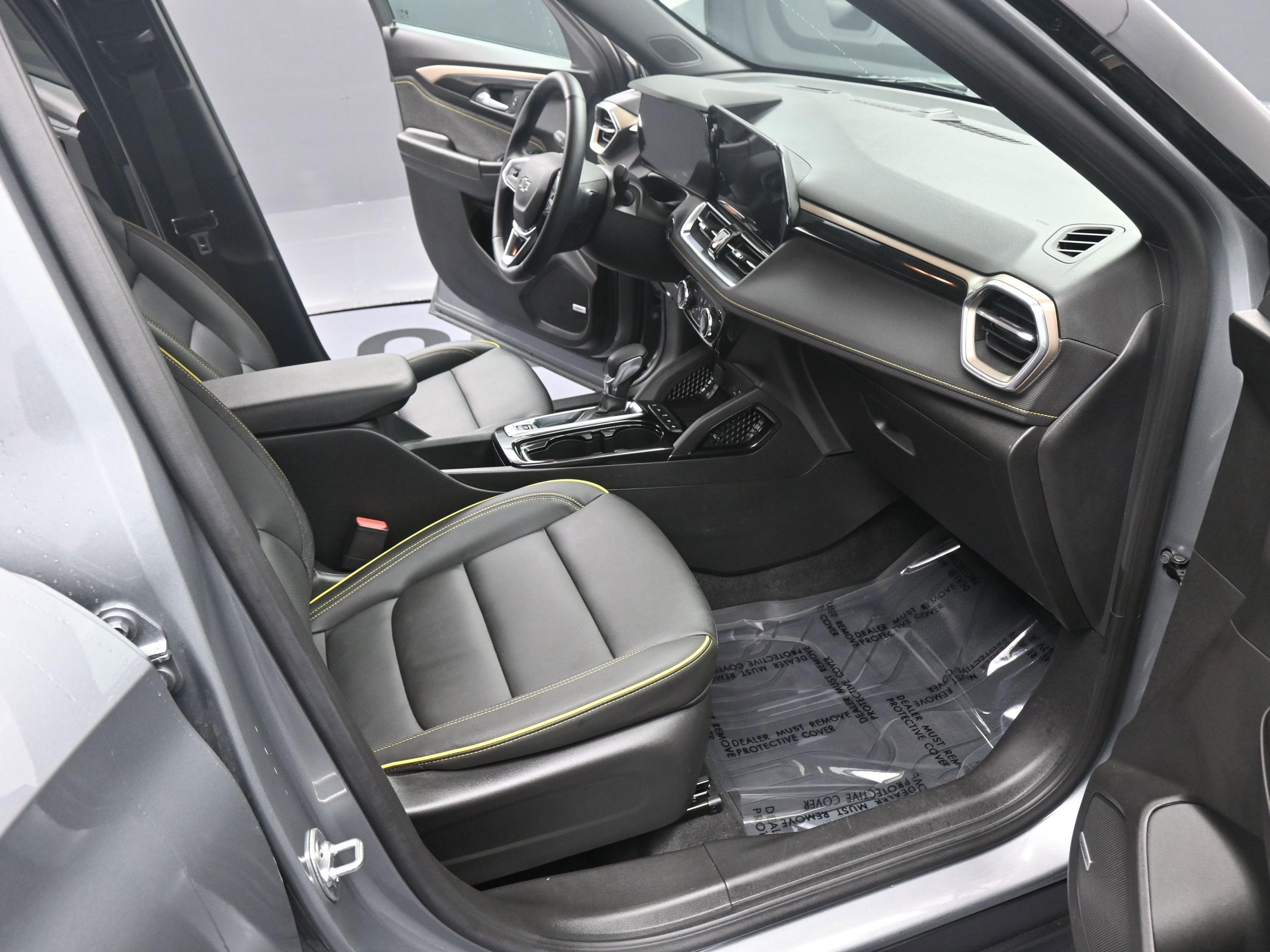 Used 2024 Chevrolet TrailBlazer ACTIV w/ Convenience Package FWD image 19
