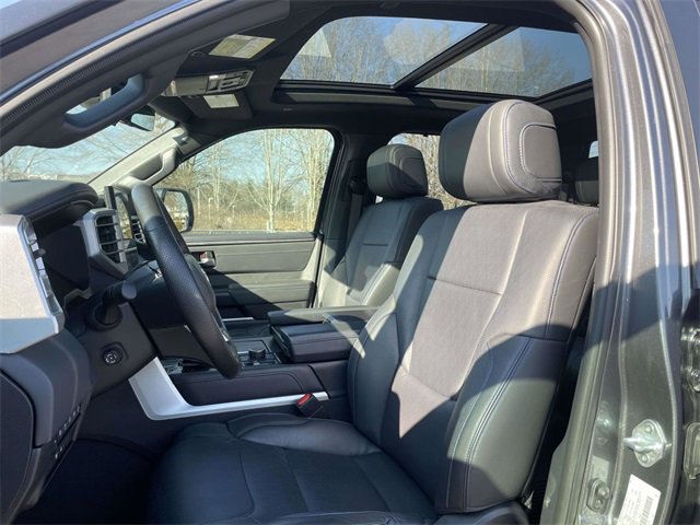 Used 2024 Toyota Tundra Platinum image 19