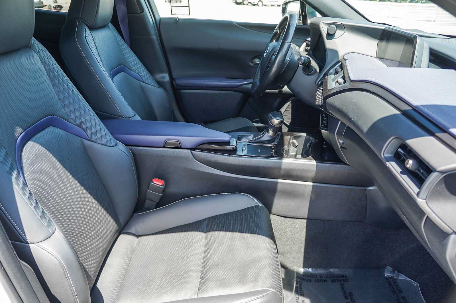 Used 2021 Lexus UX 250h w/ Premium Package AWD/4WD image 20